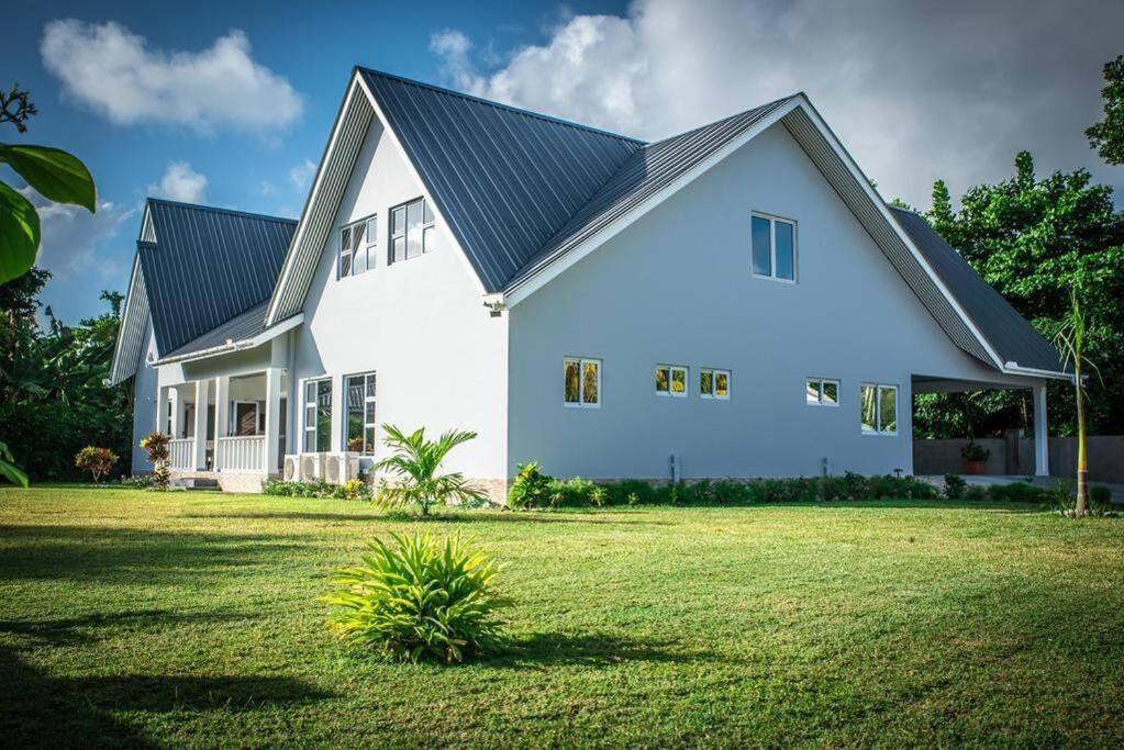 Island Charm Of Praslin Villa Виктория Екстериор снимка