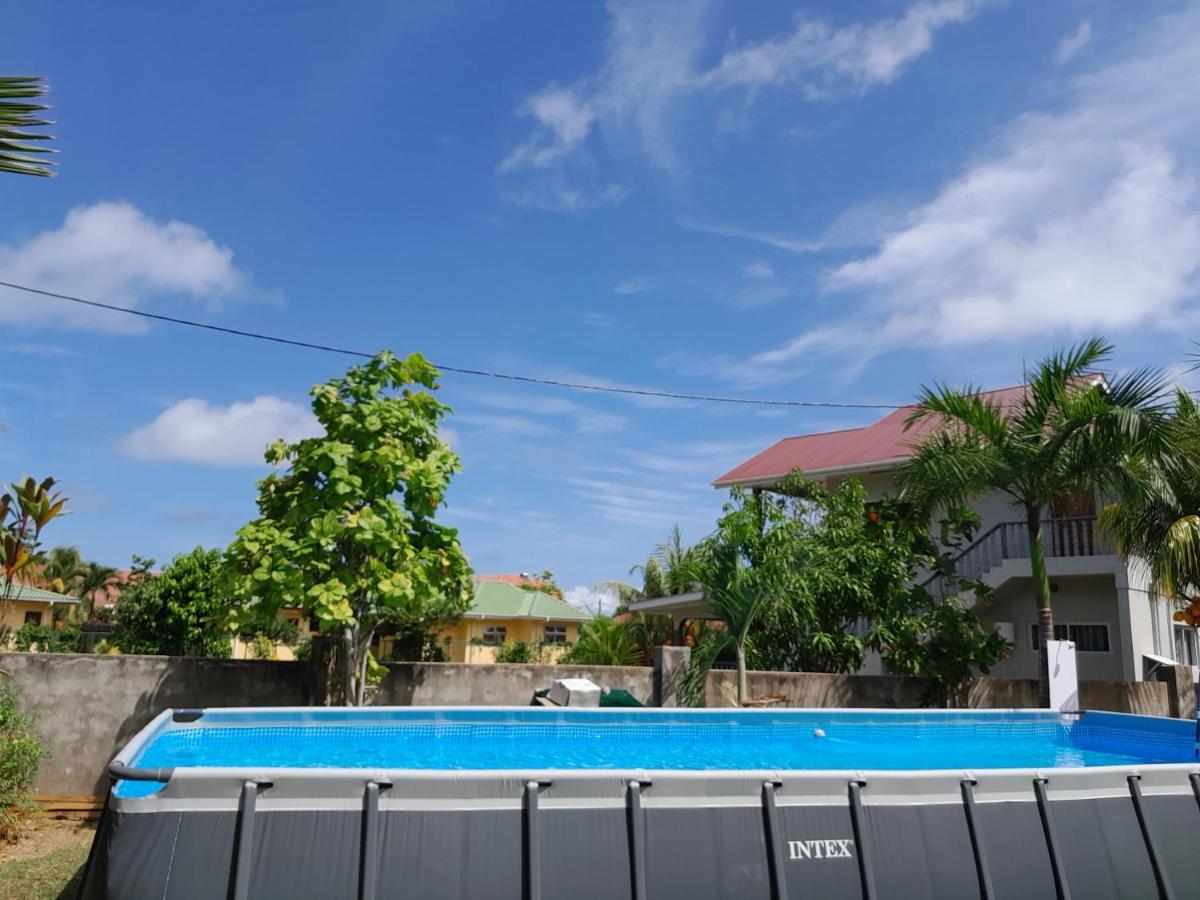 Island Charm Of Praslin Villa Виктория Екстериор снимка
