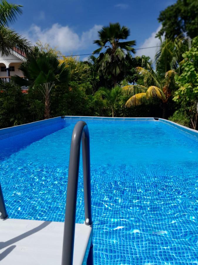 Island Charm Of Praslin Villa Виктория Екстериор снимка